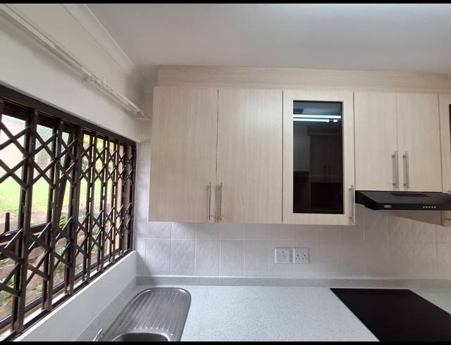 2 BEDROOM TOWNHOUSE FOR SALE IN SHELLY BEACH